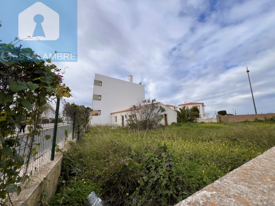 Moradia T2 para Venda em Albufeira e Olhos de Água Foto 4