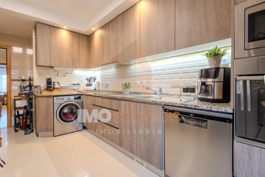 Apartamento T3 para Venda em Romeira e Várzea Foto 16