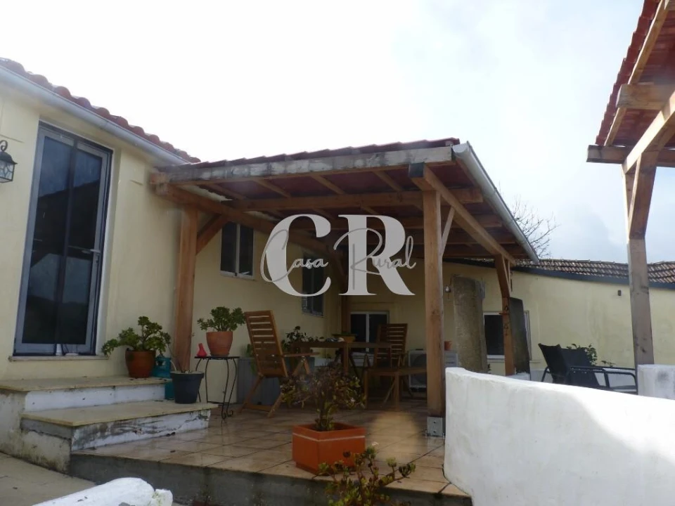 Moradia T3 para Venda em Almoster Foto 3