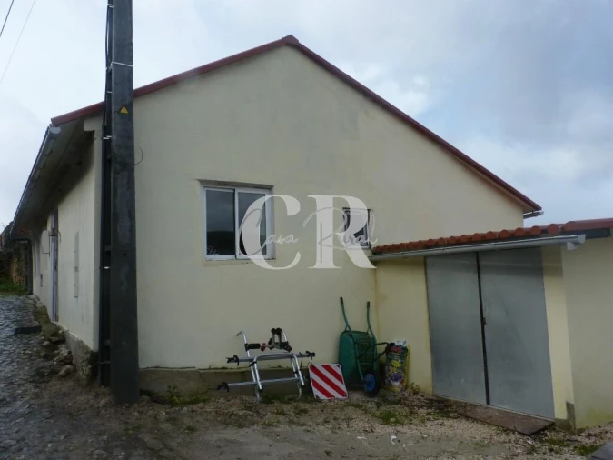 Moradia T3 para Venda em Almoster Foto 6