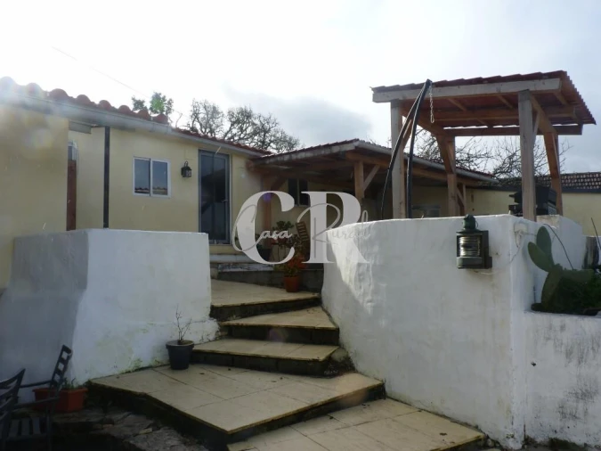 Moradia T3 para Venda em Almoster