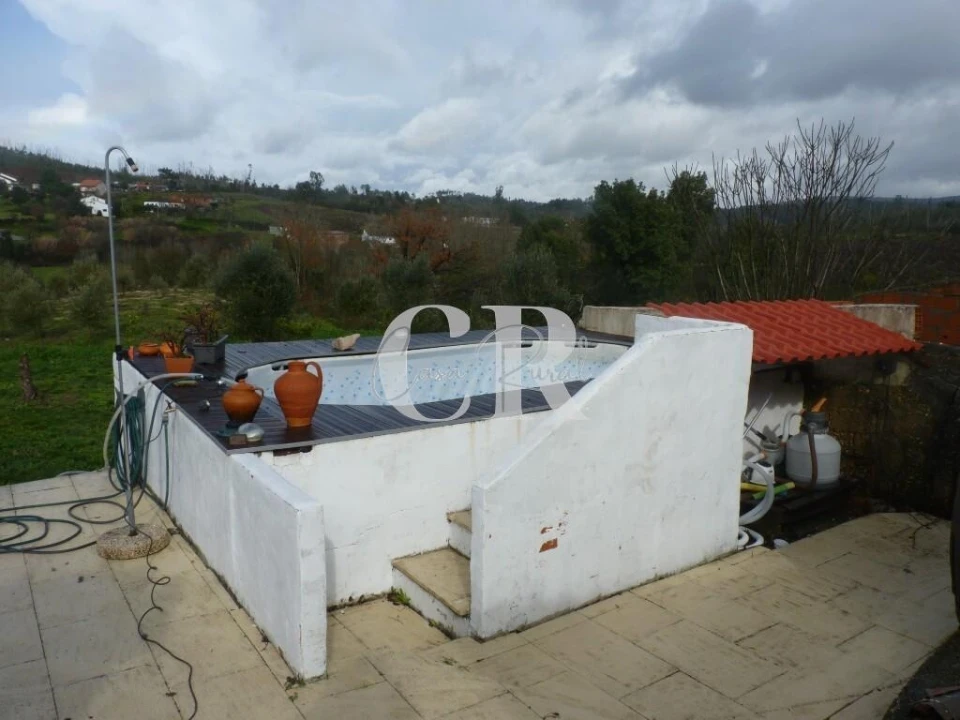 Moradia T3 para Venda em Almoster Foto 52