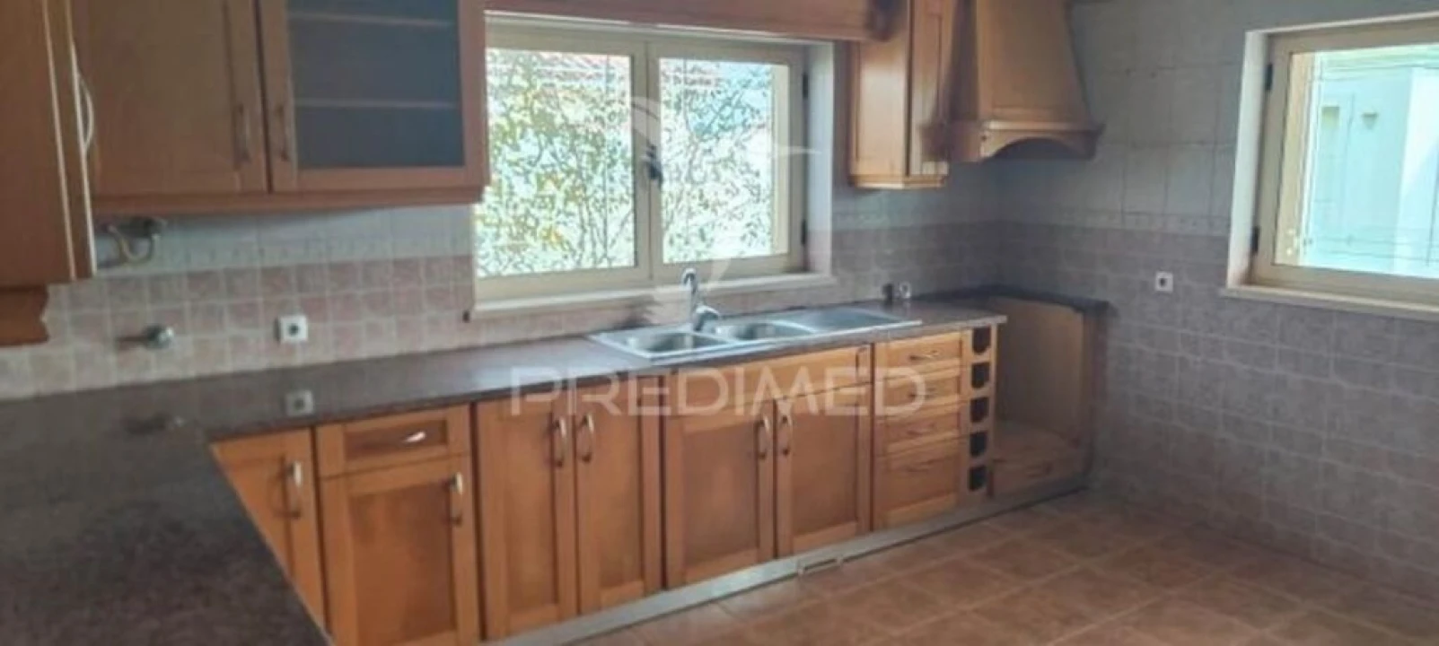 Moradia T4 para Venda em Seiça Foto 3