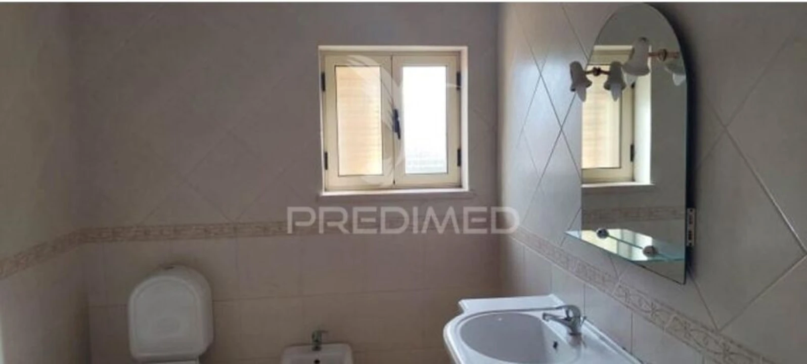 Moradia T4 para Venda em Seiça Foto 10