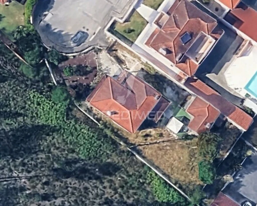 Moradia T4 para Venda em Seiça Foto 16