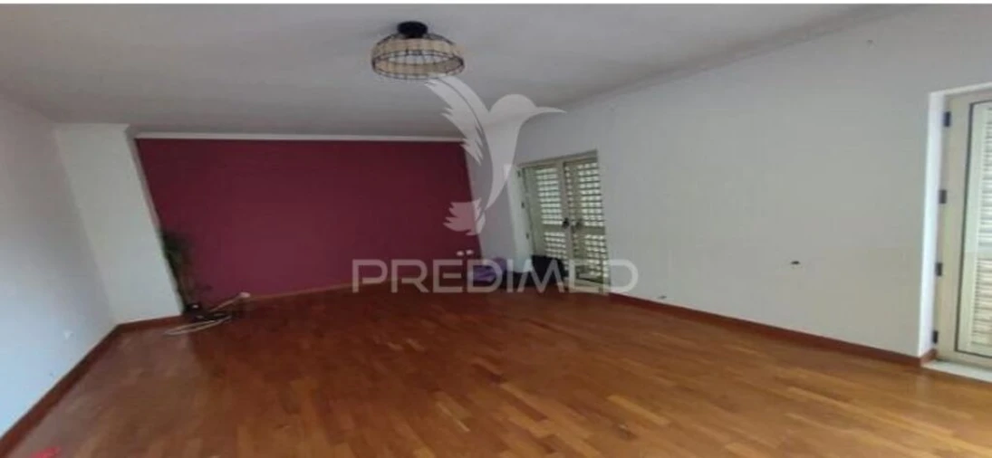 Moradia T4 para Venda em Seiça Foto 7