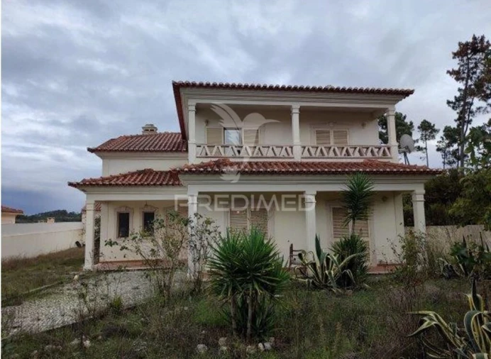 Moradia T4 para Venda em Seiça Foto 1