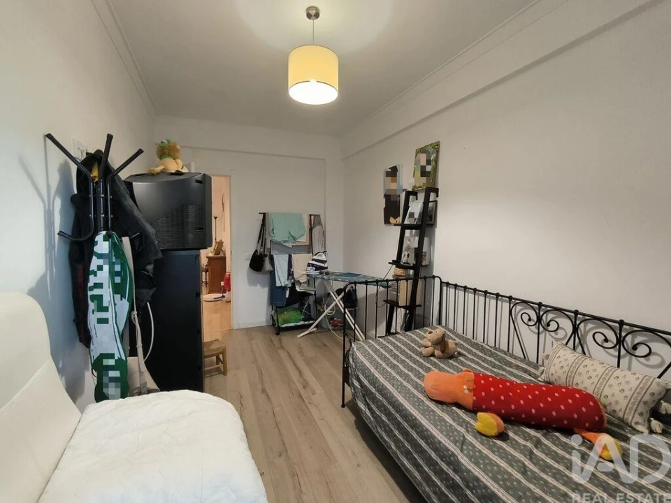 Apartamento T3 para Venda em Queluz e Belas Foto 9