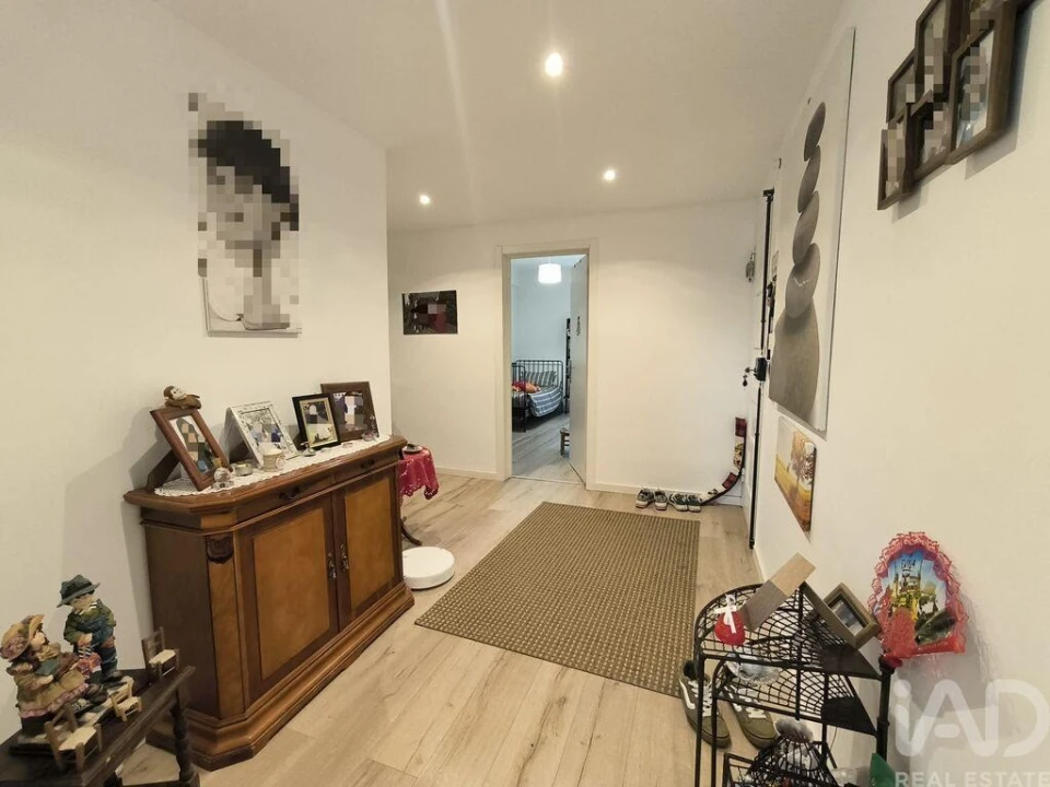 Apartamento T3 para Venda em Queluz e Belas Foto 3