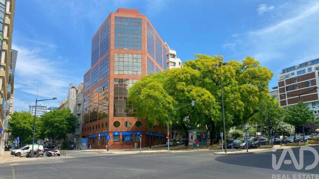 Loja para Trespasse em Avenidas Novas Foto 23