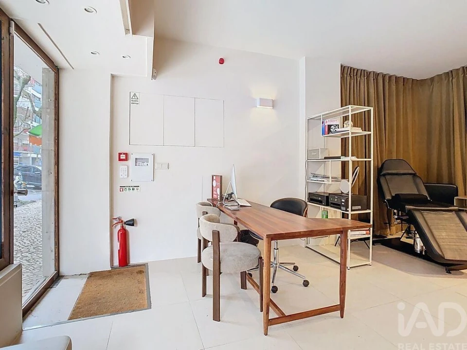 Loja para Trespasse em Avenidas Novas Foto 16