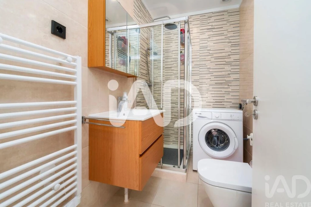 Apartamento T2 para Venda em Quarteira Foto 8