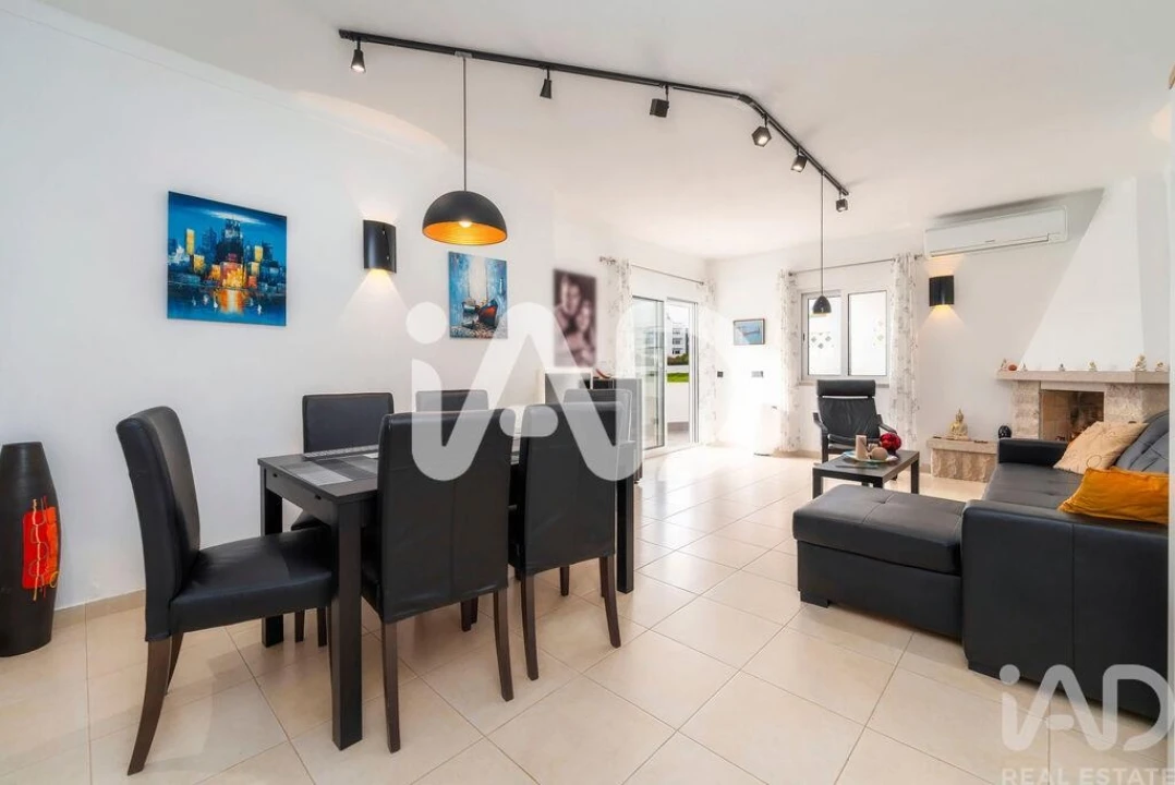 Apartamento T2 para Venda em Quarteira Foto 12