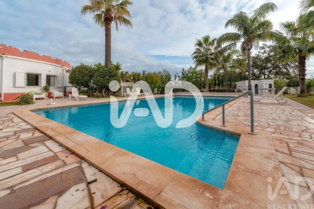 Apartamento T2 para Venda em Quarteira Foto 3