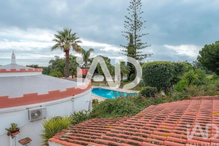 Apartamento T2 para Venda em Quarteira Foto 37