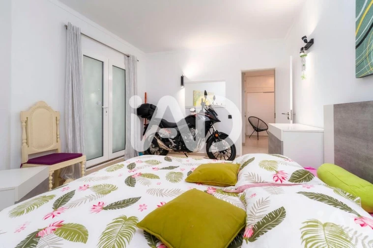 Apartamento T2 para Venda em Quarteira Foto 33