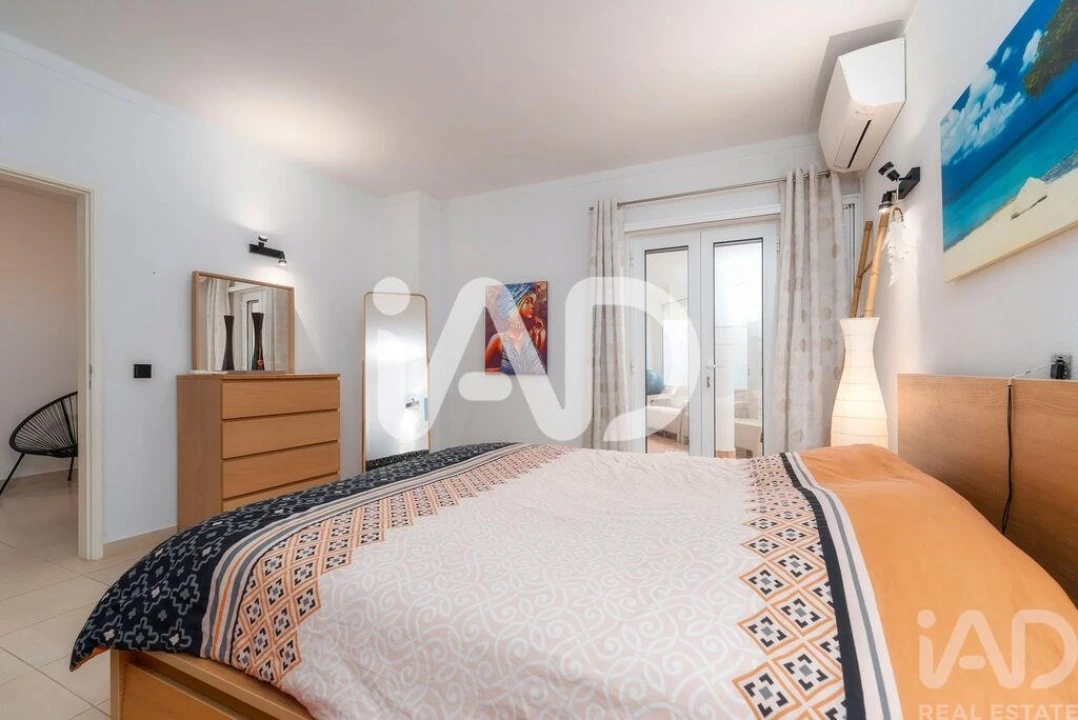 Apartamento T2 para Venda em Quarteira Foto 25