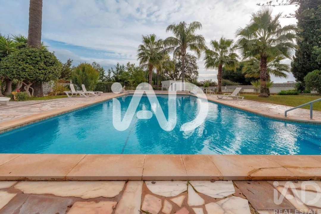 Apartamento T2 para Venda em Quarteira Foto 2