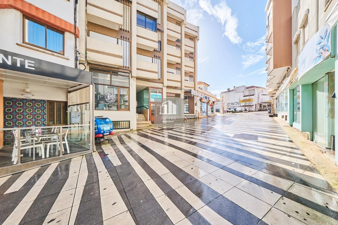 Apartamento T1 para Venda em Costa da Caparica Foto 21