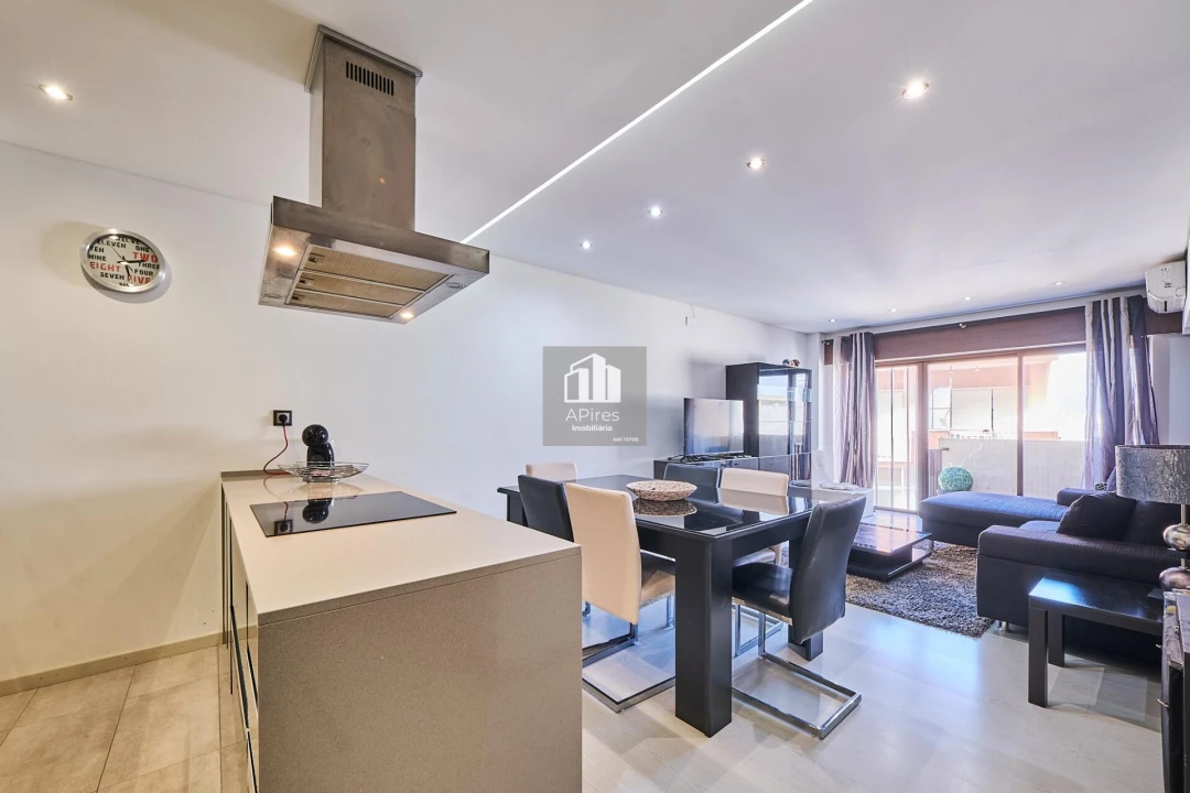 Apartamento T1 para Venda em Costa da Caparica Foto 1