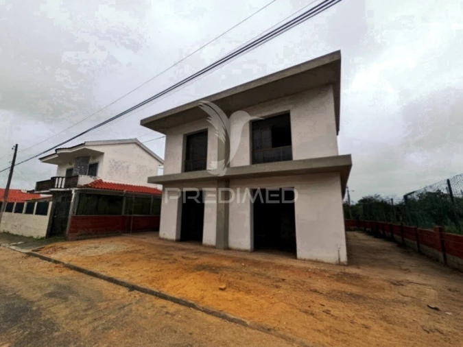 Moradia T3 para Venda em Fernao Ferro Foto 4