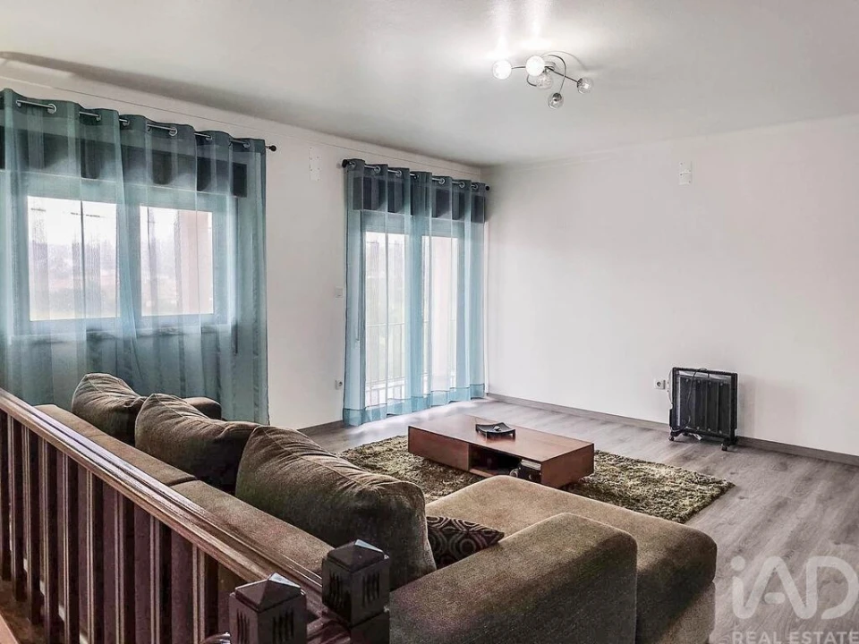 Moradia T4 para Venda em Marinha Grande Foto 21