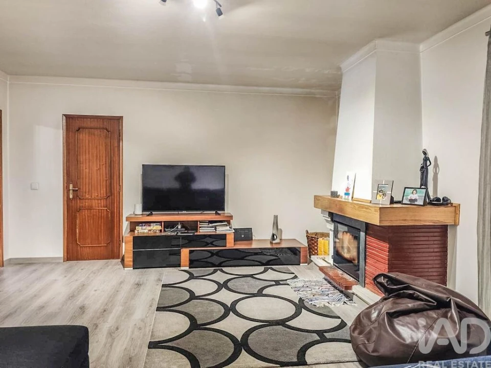 Moradia T4 para Venda em Marinha Grande Foto 9