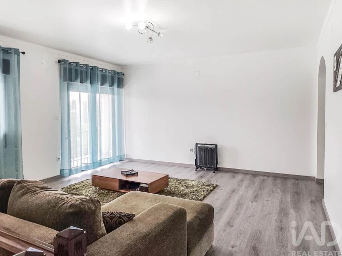 Moradia T4 para Venda em Marinha Grande Foto 22