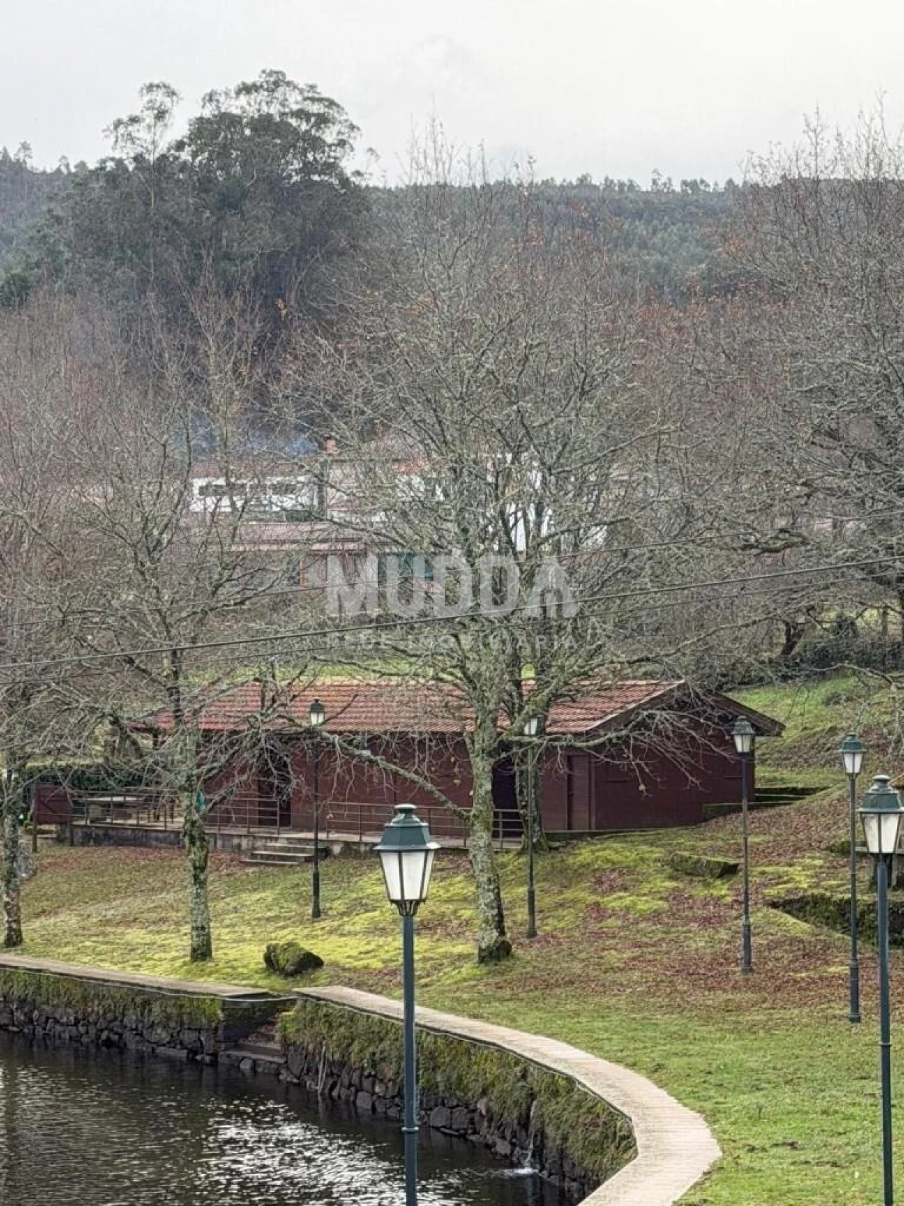 Moradia T1 para Venda em São João do Monte e Mosteirinho Foto 11