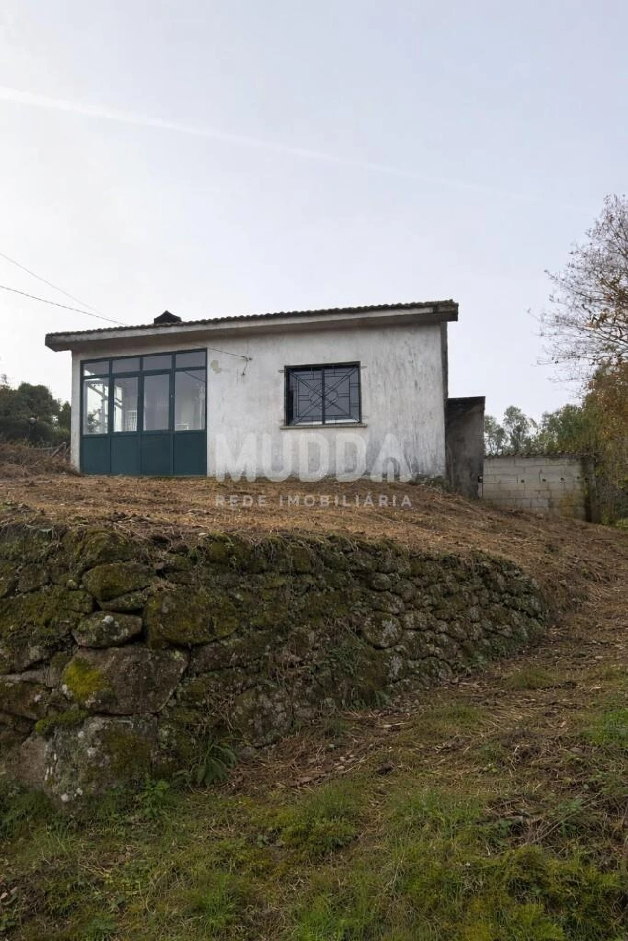 Moradia T1 para Venda em São João do Monte e Mosteirinho Foto 2