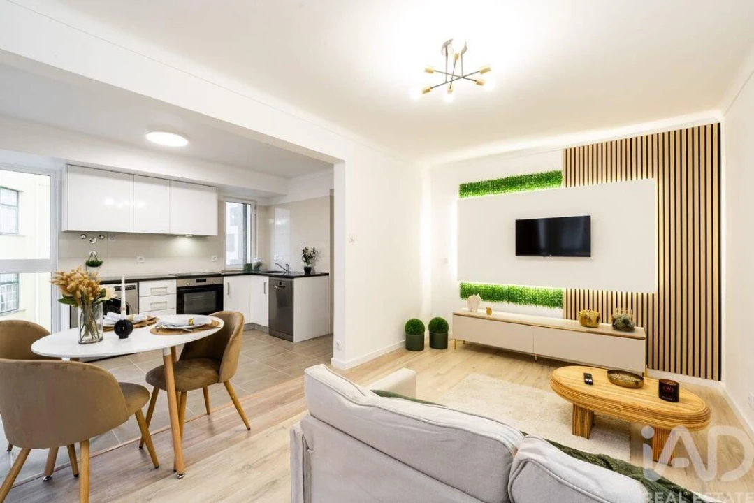 Apartamento T4 para Venda em Aljubarrota Foto 1