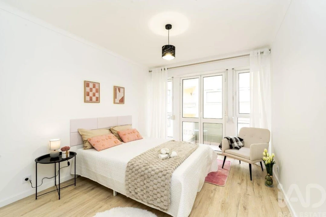 Apartamento T4 para Venda em Aljubarrota Foto 16