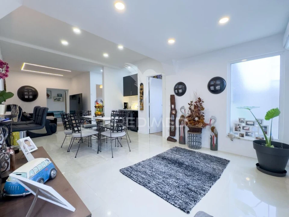 Moradia T4 para Venda em Charneca de Caparica e Sobreda Foto 10