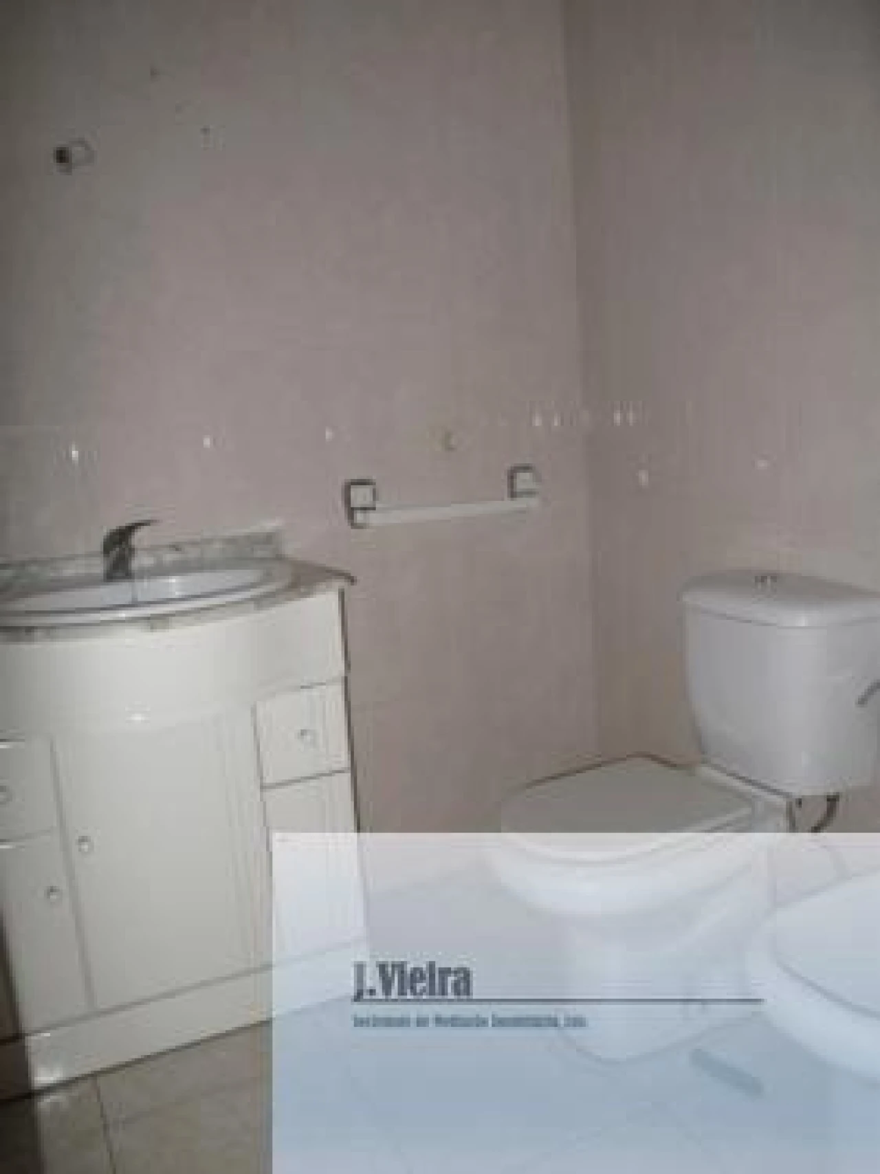 Apartamento T2 para Venda em Arcozelo Foto 4
