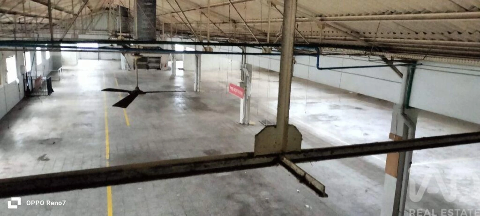 Armazém para Venda em Escapães Foto 29