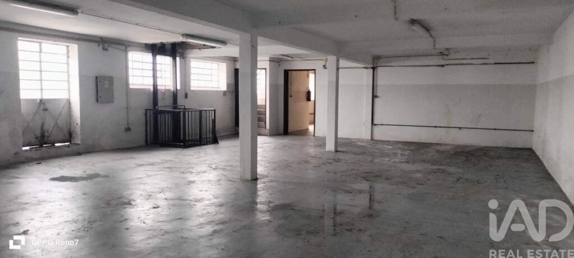 Armazém para Venda em Escapães Foto 25