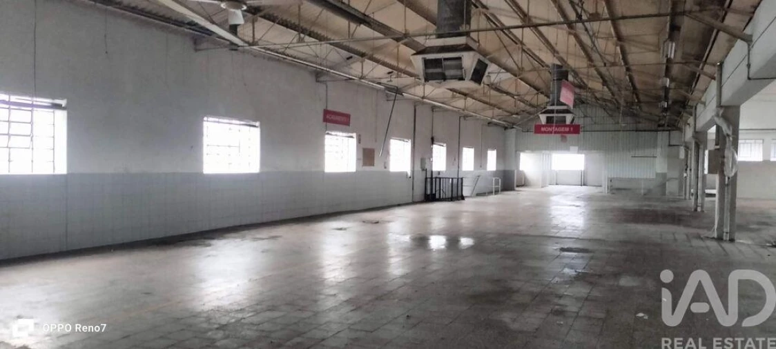 Armazém para Venda em Escapães Foto 7