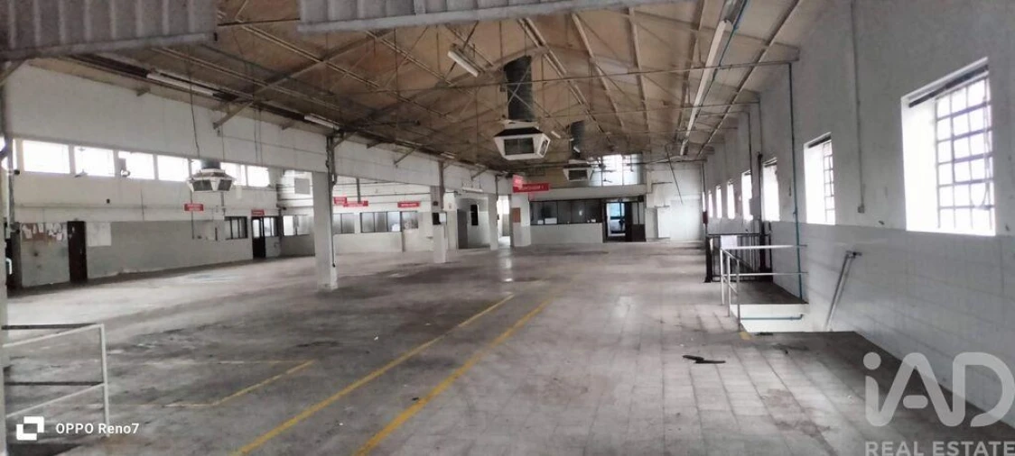 Armazém para Venda em Escapães Foto 19