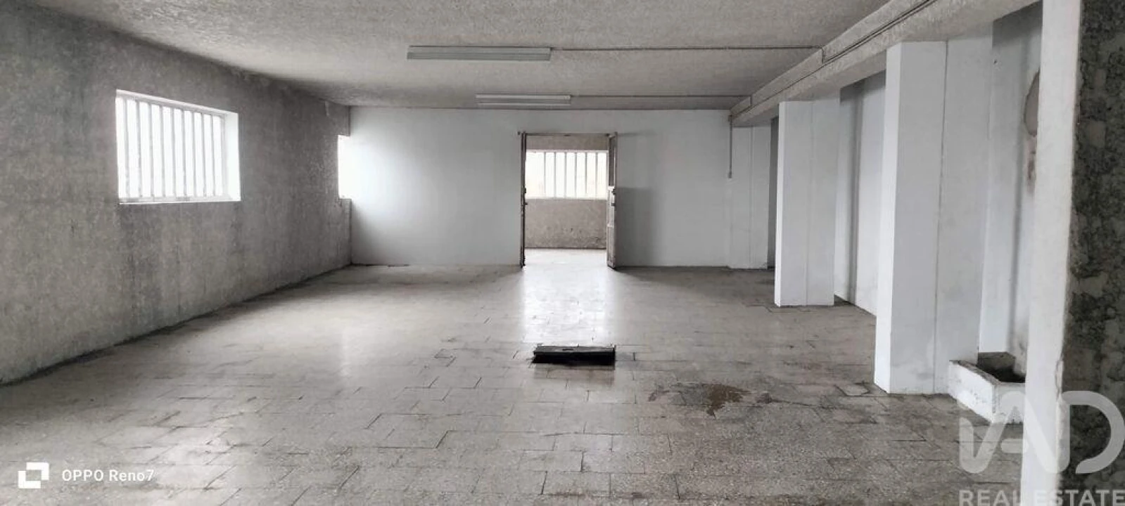 Armazém para Venda em Escapães Foto 23