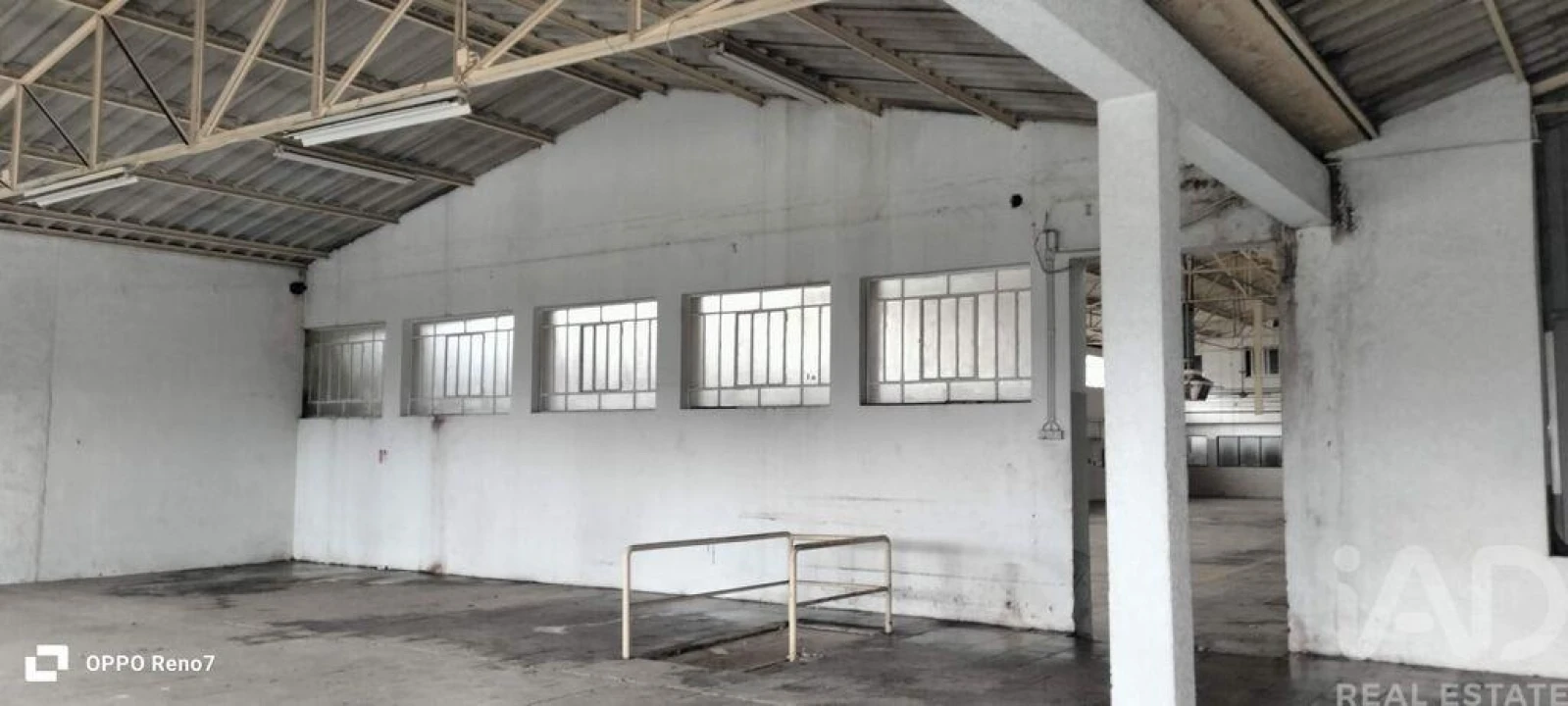 Armazém para Venda em Escapães Foto 21