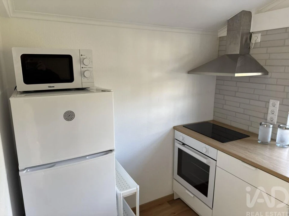 Moradia T1 para Venda em Lajes do Pico Foto 8