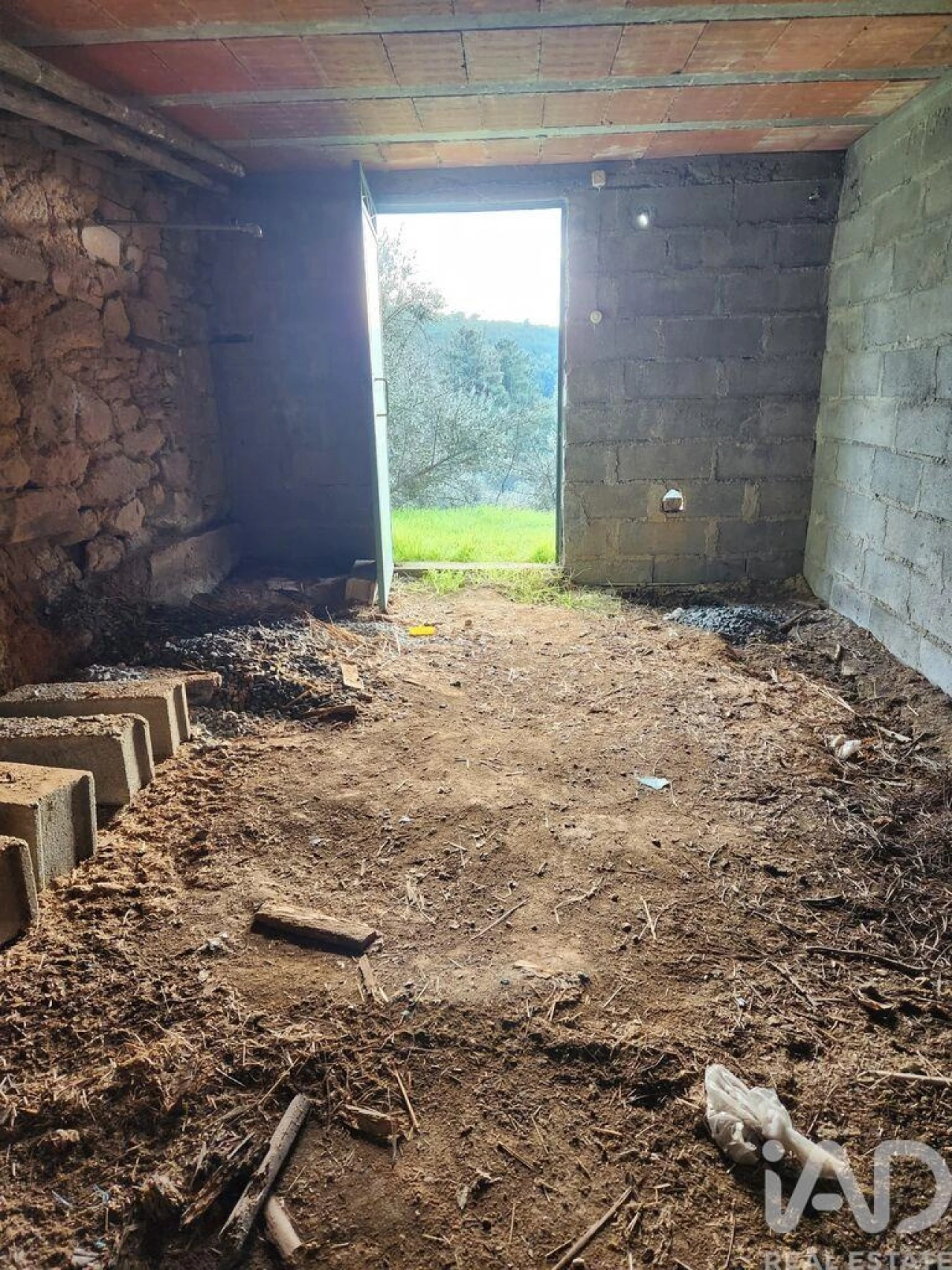 Moradia T3 para Venda em Souto da Casa Foto 6