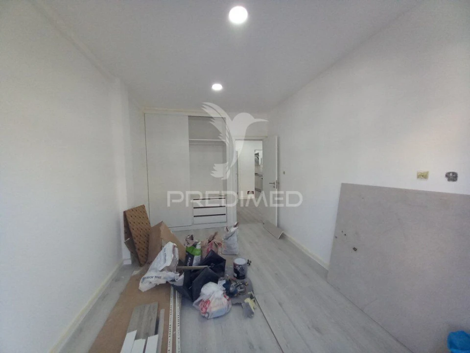 Apartamento T3 para Venda em Costa da Caparica Foto 12