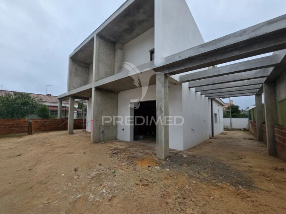 Moradia T3 para Venda em Fernao Ferro Foto 1