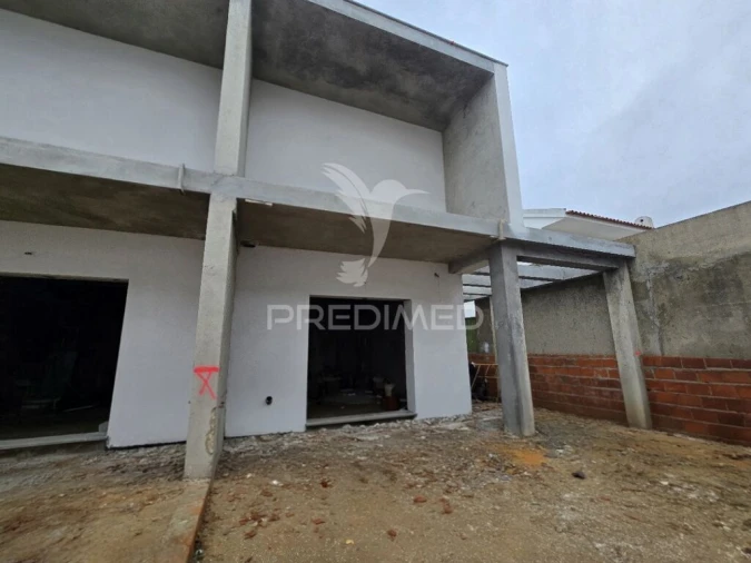 Moradia T3 para Venda em Fernao Ferro Foto 2