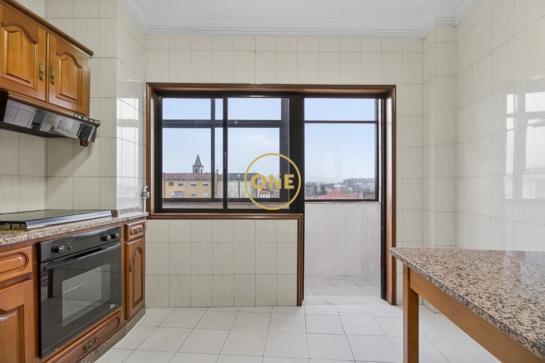 Apartamento T3 para Venda em Paços de Ferreira Foto 5