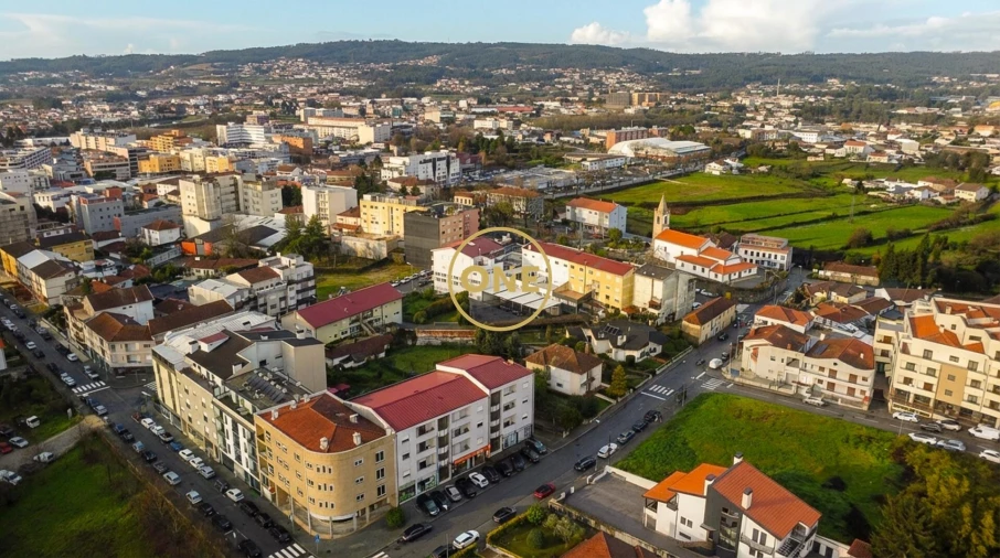Apartamento T3 para Venda em Paços de Ferreira Foto 28