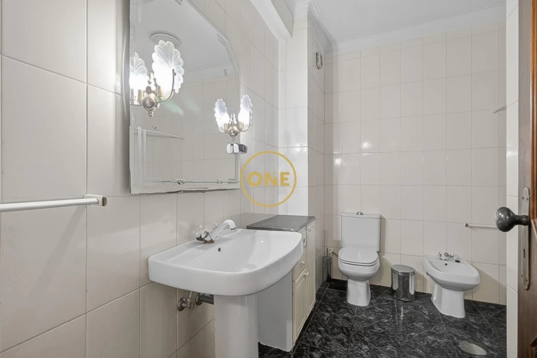 Apartamento T3 para Venda em Paços de Ferreira Foto 10