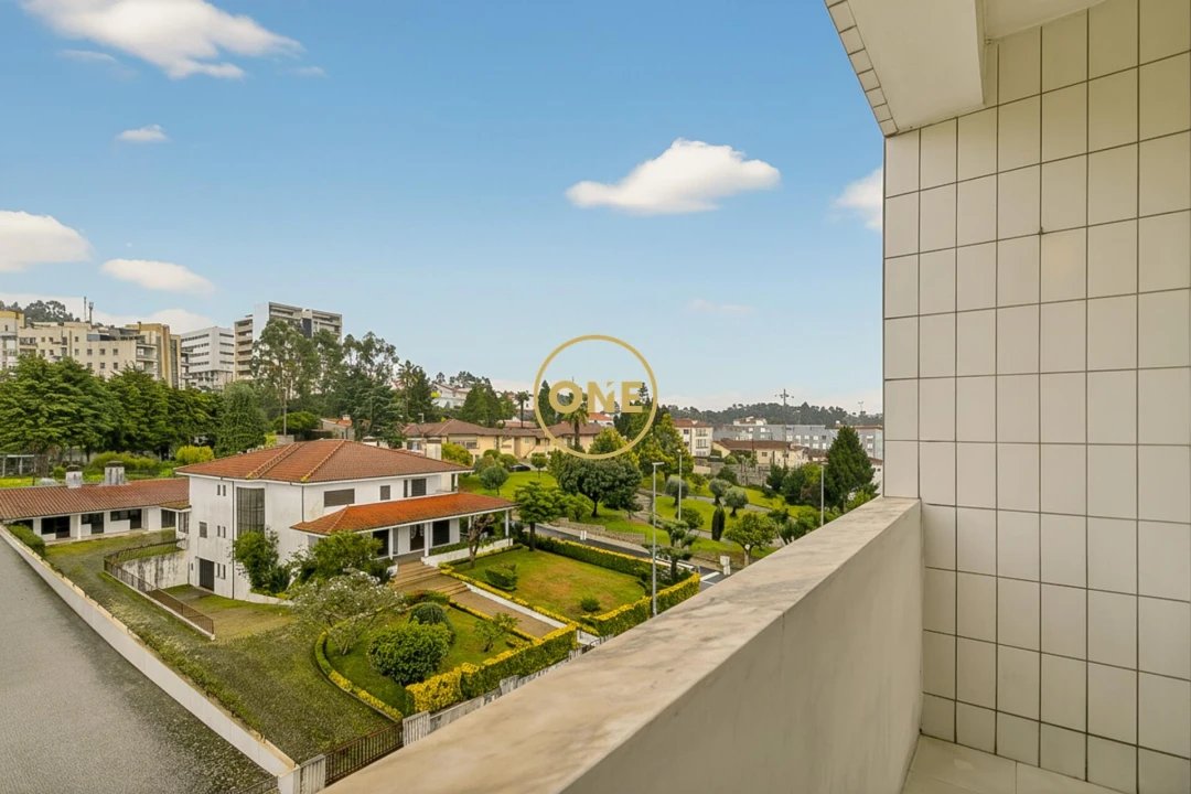 Apartamento T3 para Venda em Paços de Ferreira Foto 24