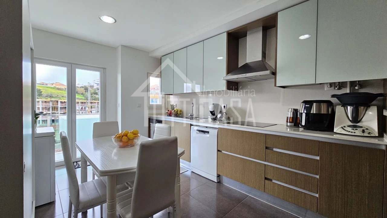 Apartamento T2 para Venda em Malveira e São Miguel de Alcainça Foto 2